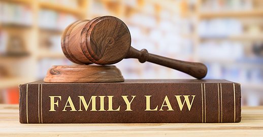 Family Law Attorney in Pekin, IL