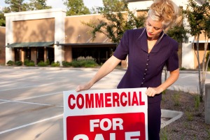 A woman selling a commercial property in Peoria IL