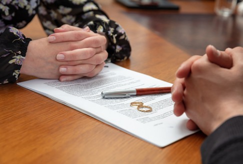 Guiding You Through Divorce in Peoria, IL with Compassion and Clarity